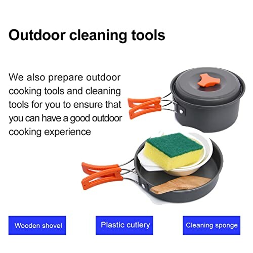 Outdoor-Kochgeschirr mit Pfanne, Topf, Schwamm und Besteck.